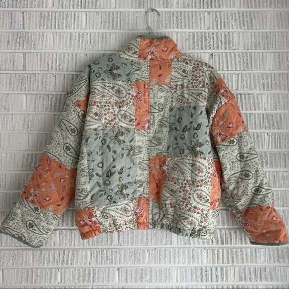 7 For All Mankind | Pastel Print Quilted Jacket NWT - Picture 4 of 8